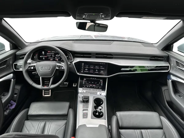AUDI A6 Avant (2023) — foto 4 van 16