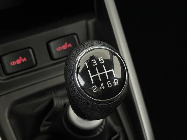 SUZUKI Vitara (2023) — foto 4 van 27