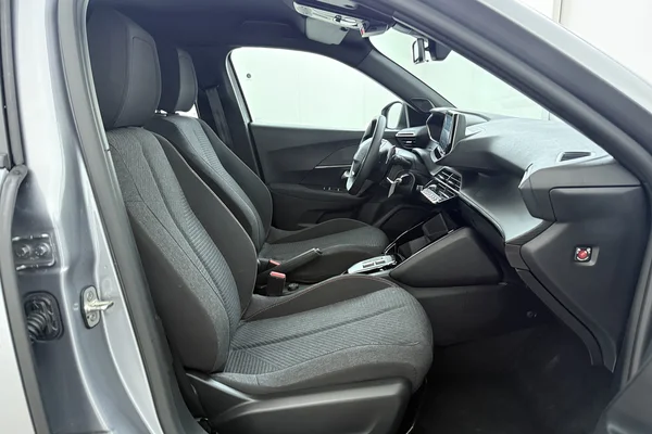 Peugeot 2008 (2025) — foto 15 van 17