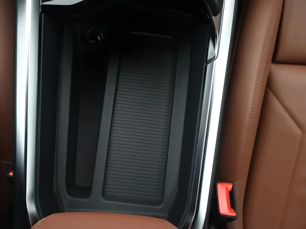 Audi e-tron (2022) — foto 13 van 28