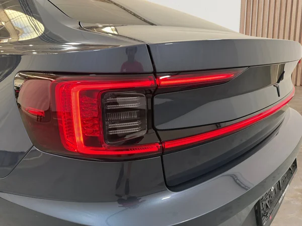 Polestar 2 (2024) — foto 29 van 30