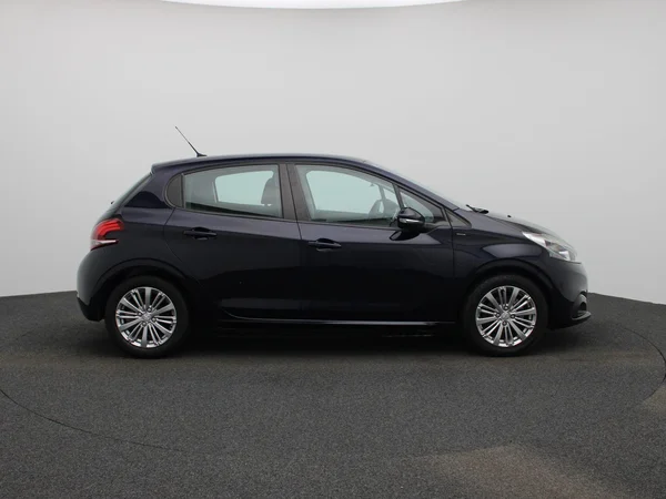 Peugeot 208 (2019) — foto 33 van 36