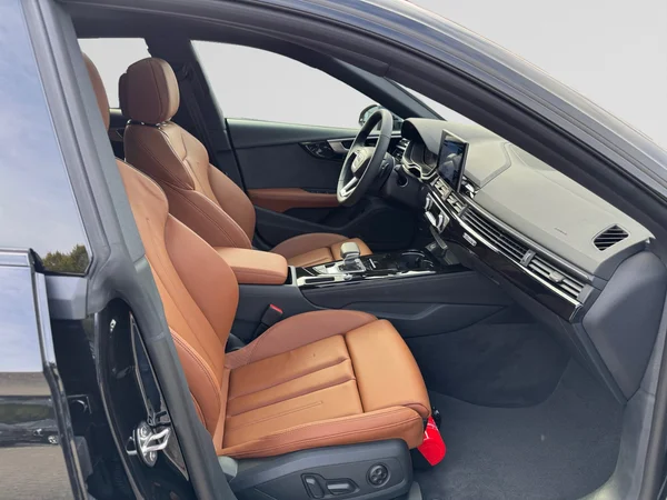 AUDI A5 Sportback (2025) — foto 8 van 24