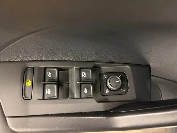 VOLKSWAGEN T-Cross (2022) — foto 7 van 15