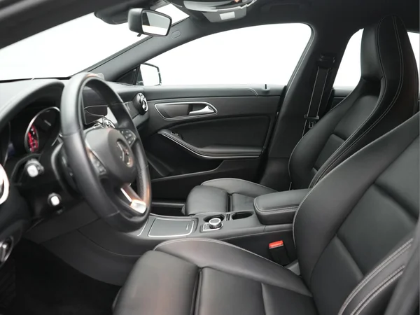 MERCEDES-BENZ CLA SW (X117) (2018) — foto 24 van 24