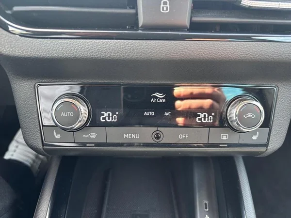 SKODA Kamiq (2022) — foto 17 van 28