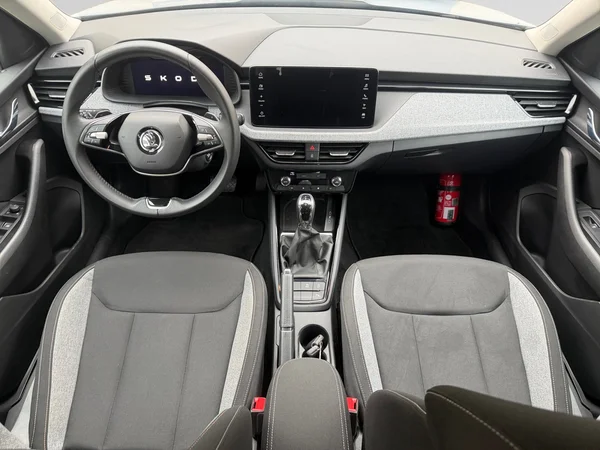SKODA Kamiq (2024) — foto 5 van 21