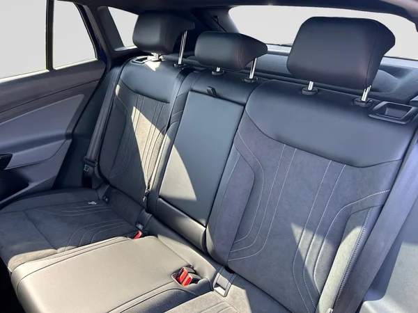 VOLKSWAGEN ID.4 (2026) — foto 5 van 23