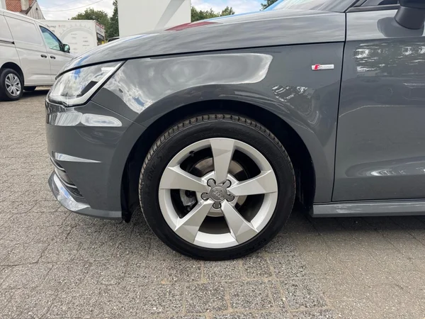 AUDI A1 Sportback (2016) — foto 16 van 24