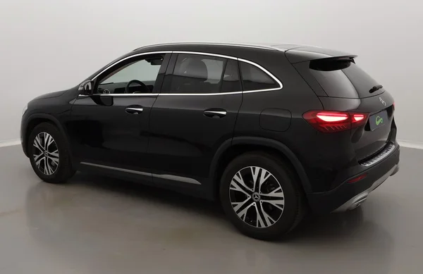 Mercedes-Benz GLA (H247) (2023) — foto 23 van 38