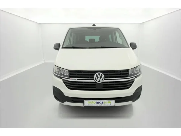 VOLKSWAGEN Multivan T6.1 (2022) — foto 2 van 26