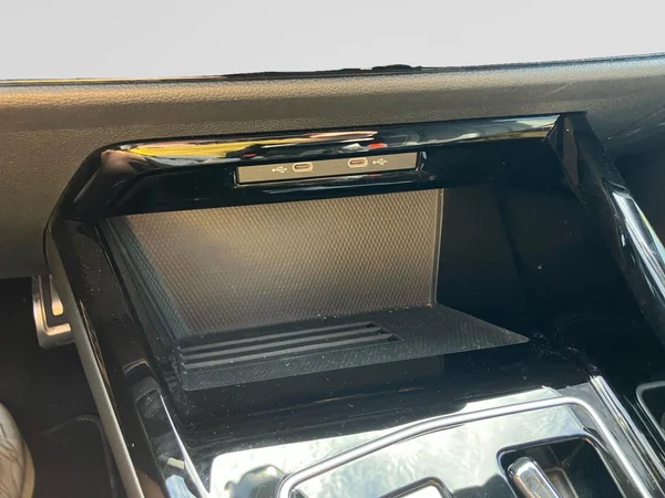 VOLKSWAGEN Golf VIII (2025) — foto 3 van 25