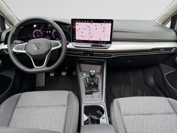 VOLKSWAGEN Golf VII SW (2025) — foto 2 van 17
