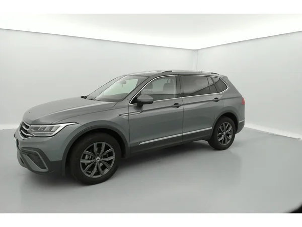 VOLKSWAGEN Tiguan Allspace (2023) — foto 31 van 36
