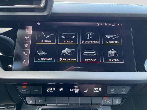 AUDI A3 Sportback PHEV (2026) — foto 4 van 22