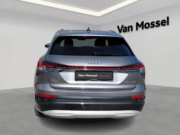 Audi Q4 e-tron (2022) — foto 26 van 31