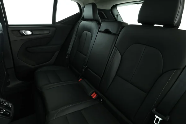 Volvo XC40 (2023) — foto 5 van 16
