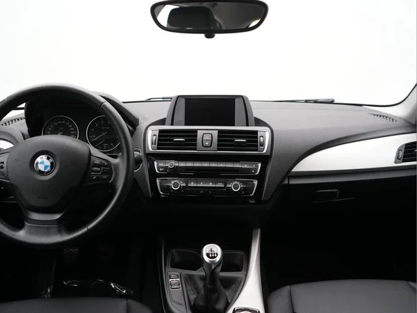 BMW 1 Hatch (F20 LCI) (2016) — foto 4 van 22