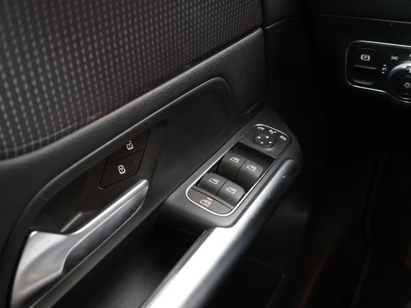 MERCEDES-BENZ EQA (H243) (2024) — foto 6 van 34
