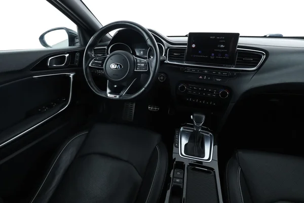 Kia cee'd (2019) — foto 4 van 16