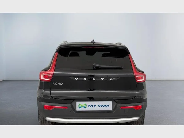 Volvo XC40 (2021) — foto 13 van 15