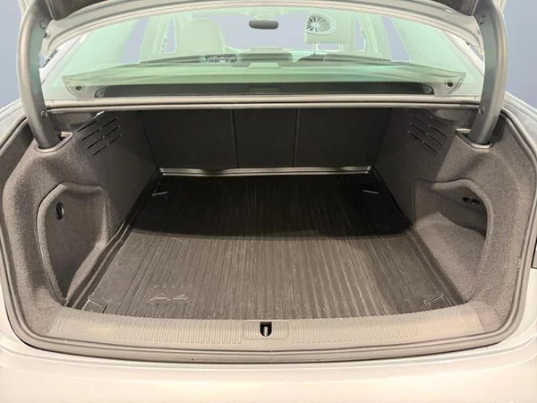 AUDI A4 (2022) — foto 27 van 28