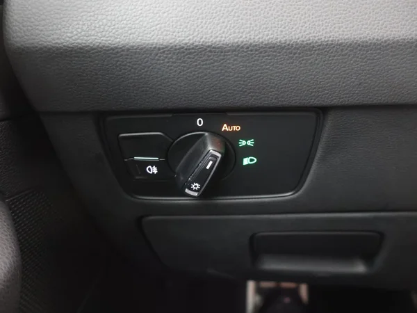 VOLKSWAGEN Arteon (2022) — foto 15 van 30