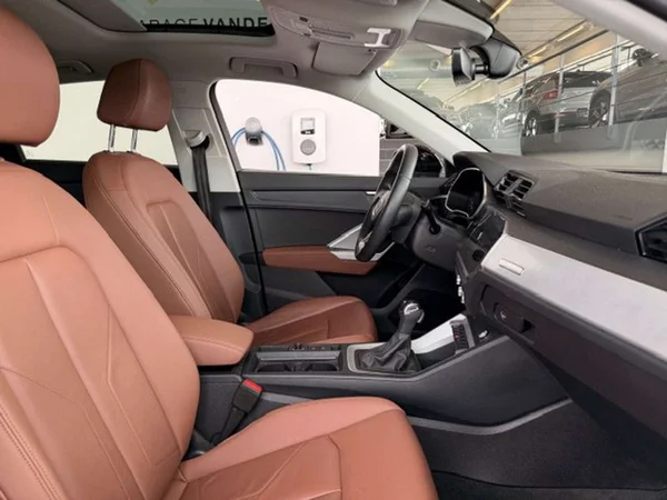 Audi Q3 (2022) — foto 2 van 20