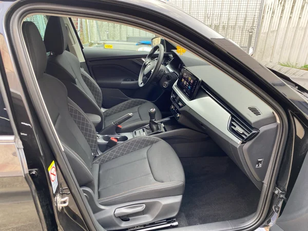 SKODA Kamiq (2023) — foto 6 van 17