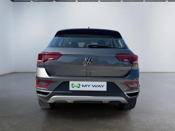 VOLKSWAGEN T-Roc (2023) — foto 27 van 31
