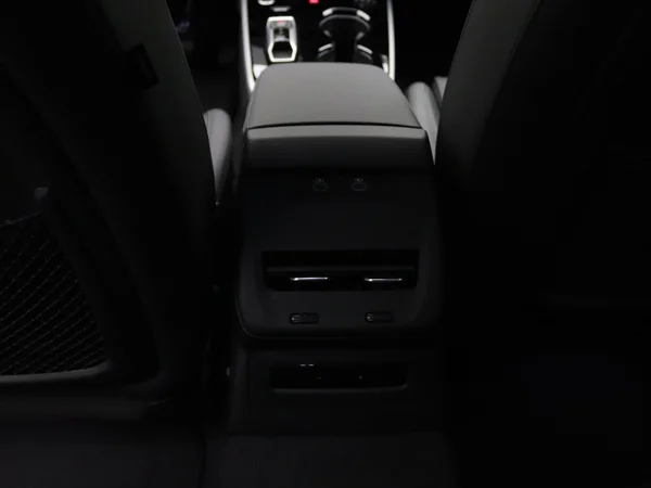 AUDI A5 Avant e-hybrid (PHEV) (2025) — foto 7 van 25