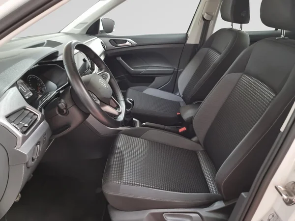 VOLKSWAGEN T-Cross (2022) — foto 2 van 23