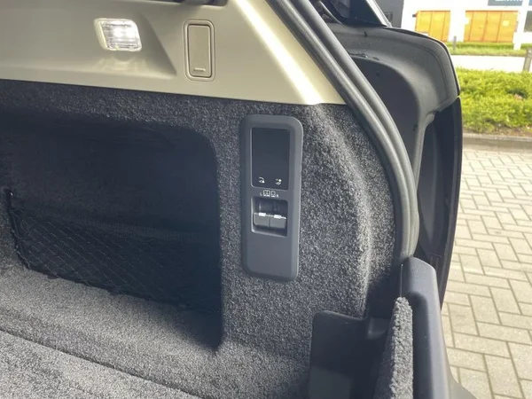 Land Rover Range Rover (2025) — foto 37 van 37