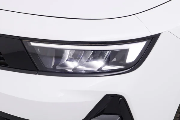 Opel Astra (2024) — foto 43 van 43