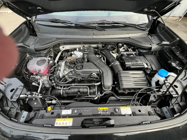 VOLKSWAGEN T-Roc (2025) — foto 5 van 24
