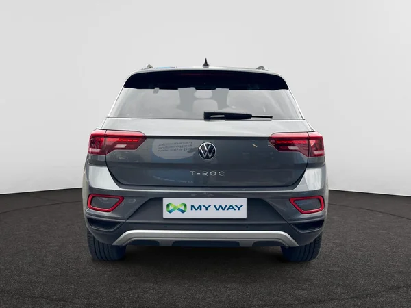 VOLKSWAGEN T-Roc (2024) — foto 16 van 18