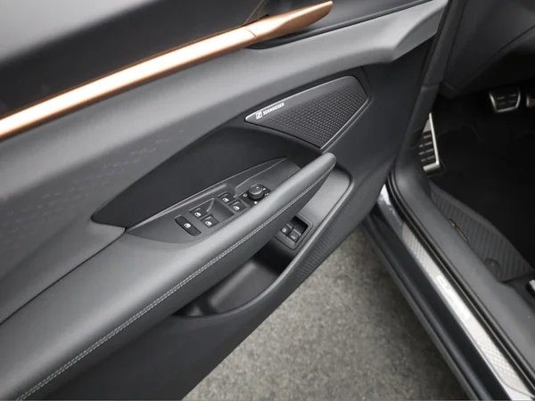 CUPRA Terramar e-Hybrid (PHEV) (2025) — foto 7 van 26