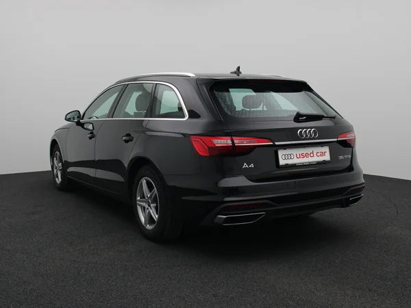 AUDI A4 Avant (2023) — foto 12 van 15