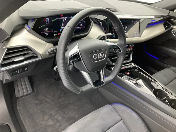 AUDI E-tron GT (2021) — foto 3 van 31