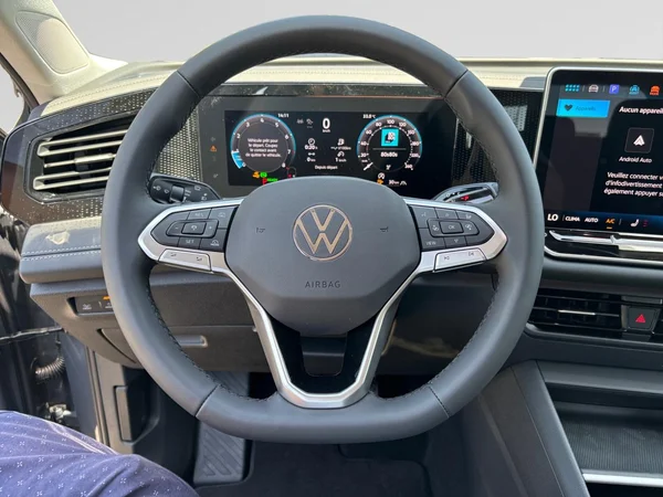 VOLKSWAGEN Tiguan (2026) — foto 4 van 24