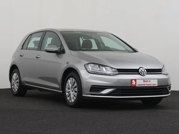 VOLKSWAGEN Golf (2018) — foto 18 van 23