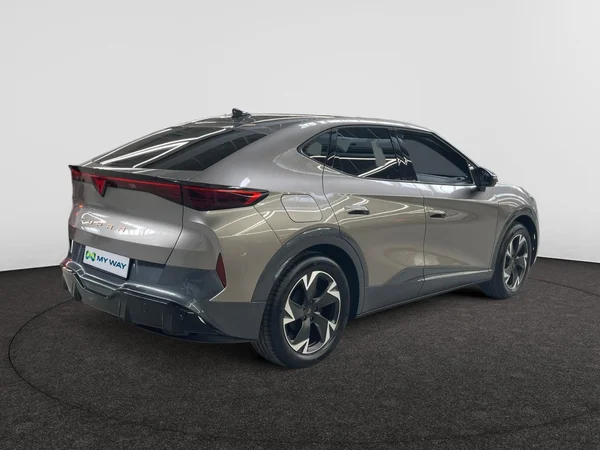 CUPRA Tavascan (2026) — foto 20 van 24