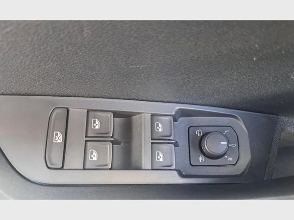 Skoda Karoq (2025) — foto 13 van 23