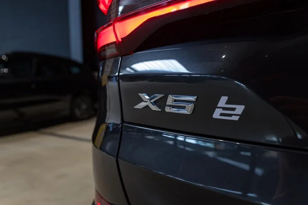 BMW X5 (2021) — foto 3 van 43