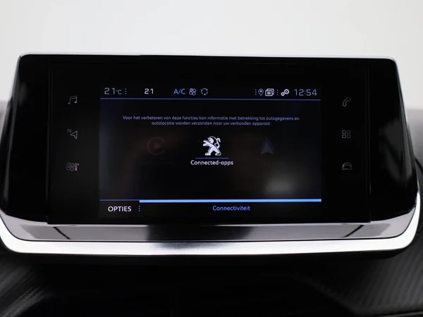 Peugeot 2008 (2022) — foto 14 van 39
