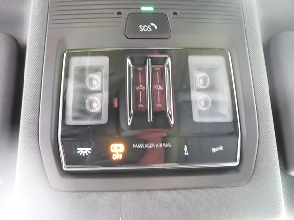 VOLKSWAGEN Tiguan (2025) — foto 2 van 20