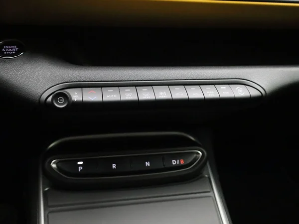 Jeep Avenger (2024) — foto 15 van 25