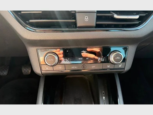 Skoda Kamiq (2022) — foto 10 van 29