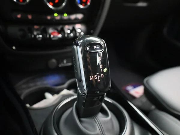 MINI Clubman (2023) — foto 18 van 32