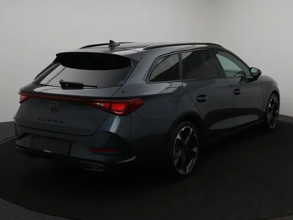 CUPRA Leon Sportstourer (2024) — foto 27 van 29